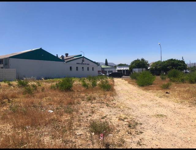 1,488M² VACANT LAND FOR SALE IN VAN DER STEL
